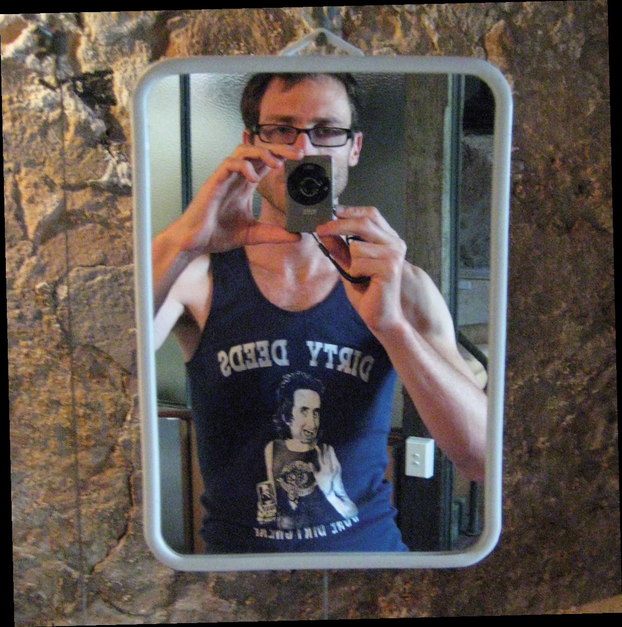 Lucas Ihlein, Dirty Deeds Done Dirt Cheap, 2008