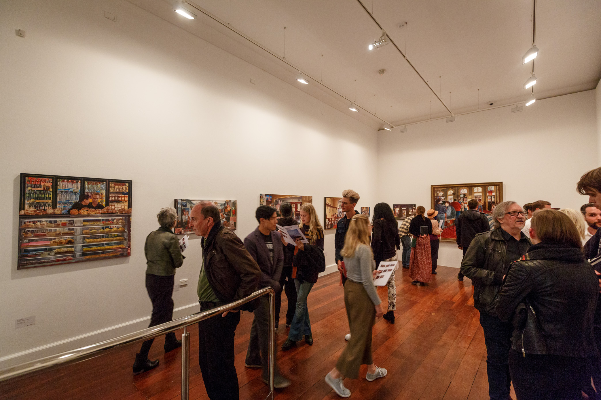 Fremantle realist painter Marcus Beilby paints intimate moments between lovers, friends, colleagues and strangers in iconic Fremantle locations.