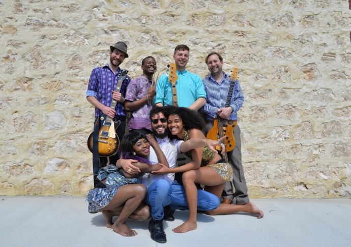 Image forSunday Music: Soukouss Internationale