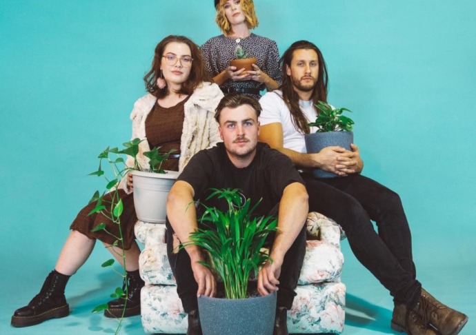 Image forSunday Music: Camarano + King Ibis