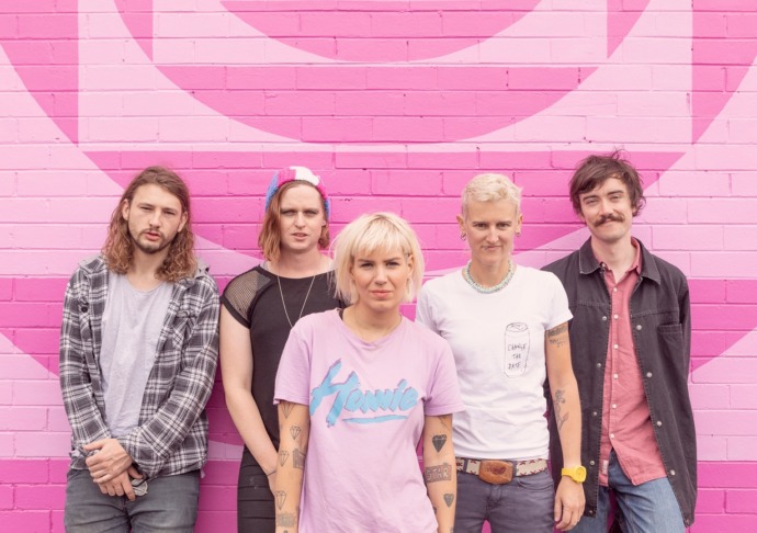 Image forSunday Music: Axe Girl