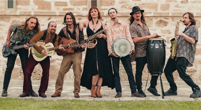 Image forSUNDAY MUSIC: Steve Hensby Band + The Witchy Djypsies
