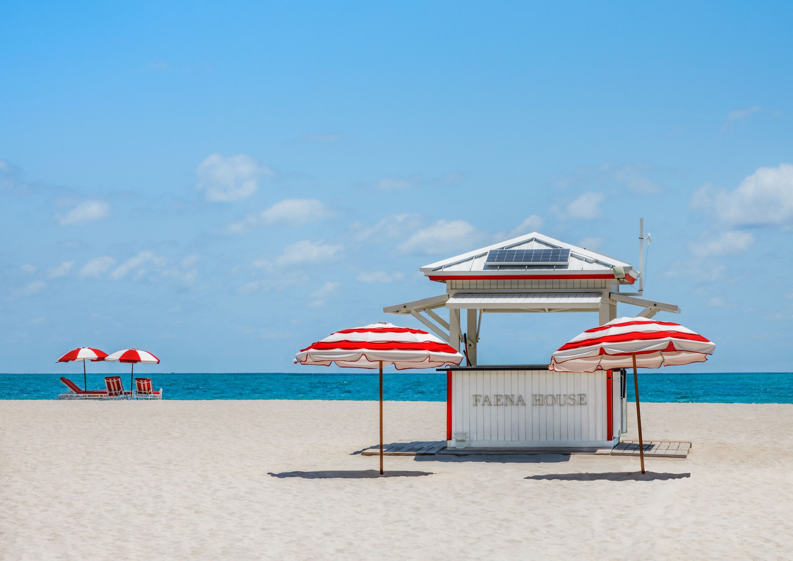 Image for the course: Moores Building Art Space: Shots