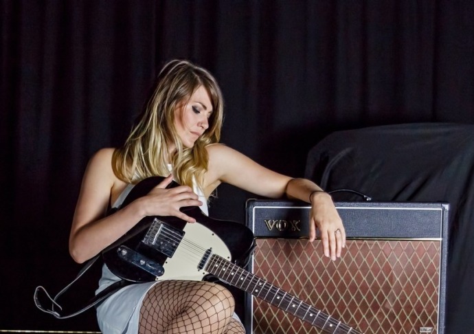 Image forMoores Building Art Space | The Evolution of a Songwriter – A One-Night-Only Performance