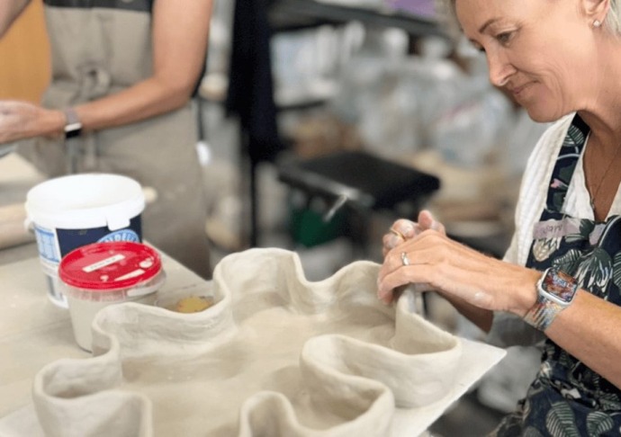 Image forHandbuilding Pots, Vessels, and Sculptural Forms in Clay with Dee Jaeger
