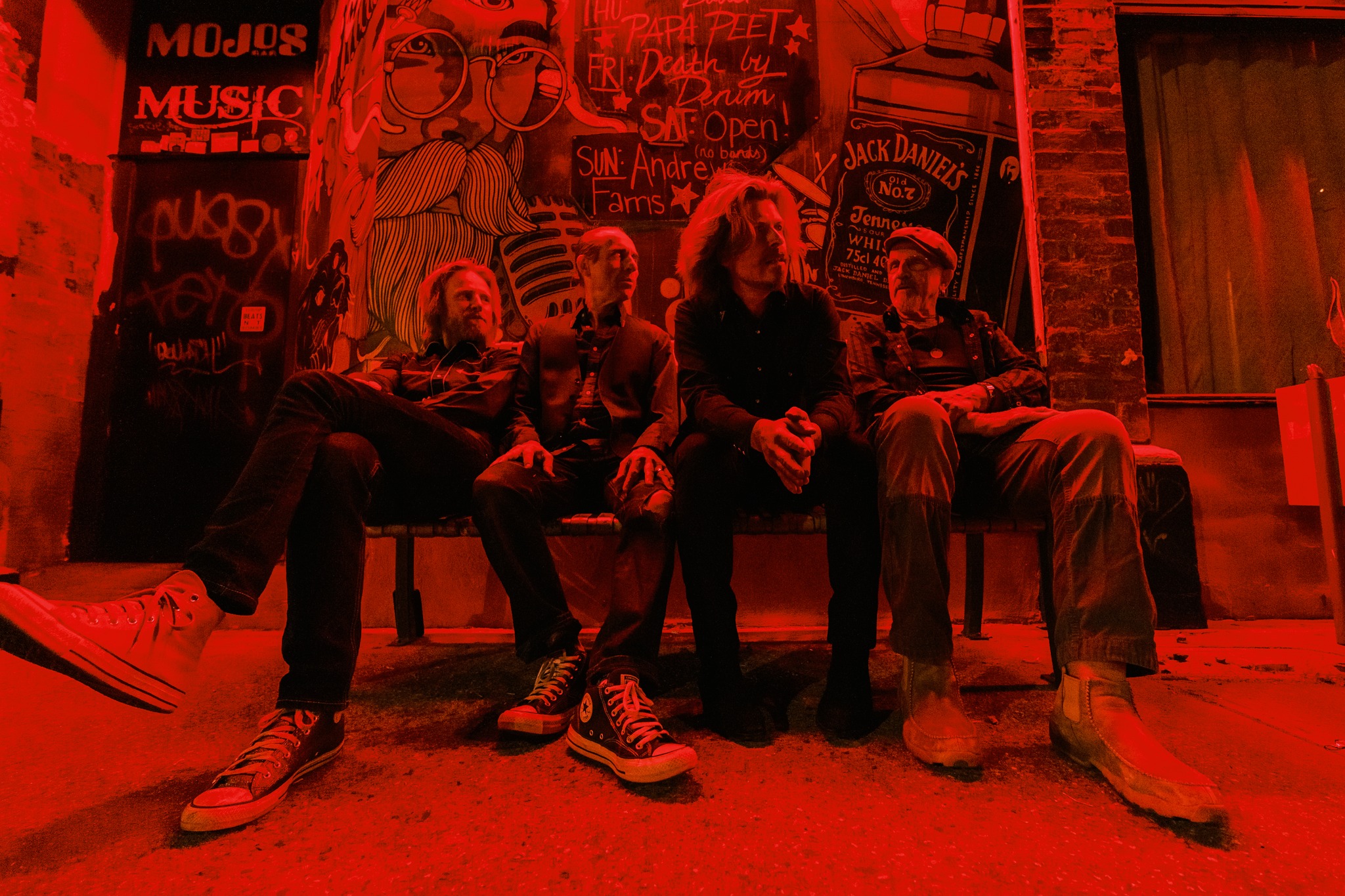 Image for the course: Sunday Music: Los Removalists + Wil Thomas