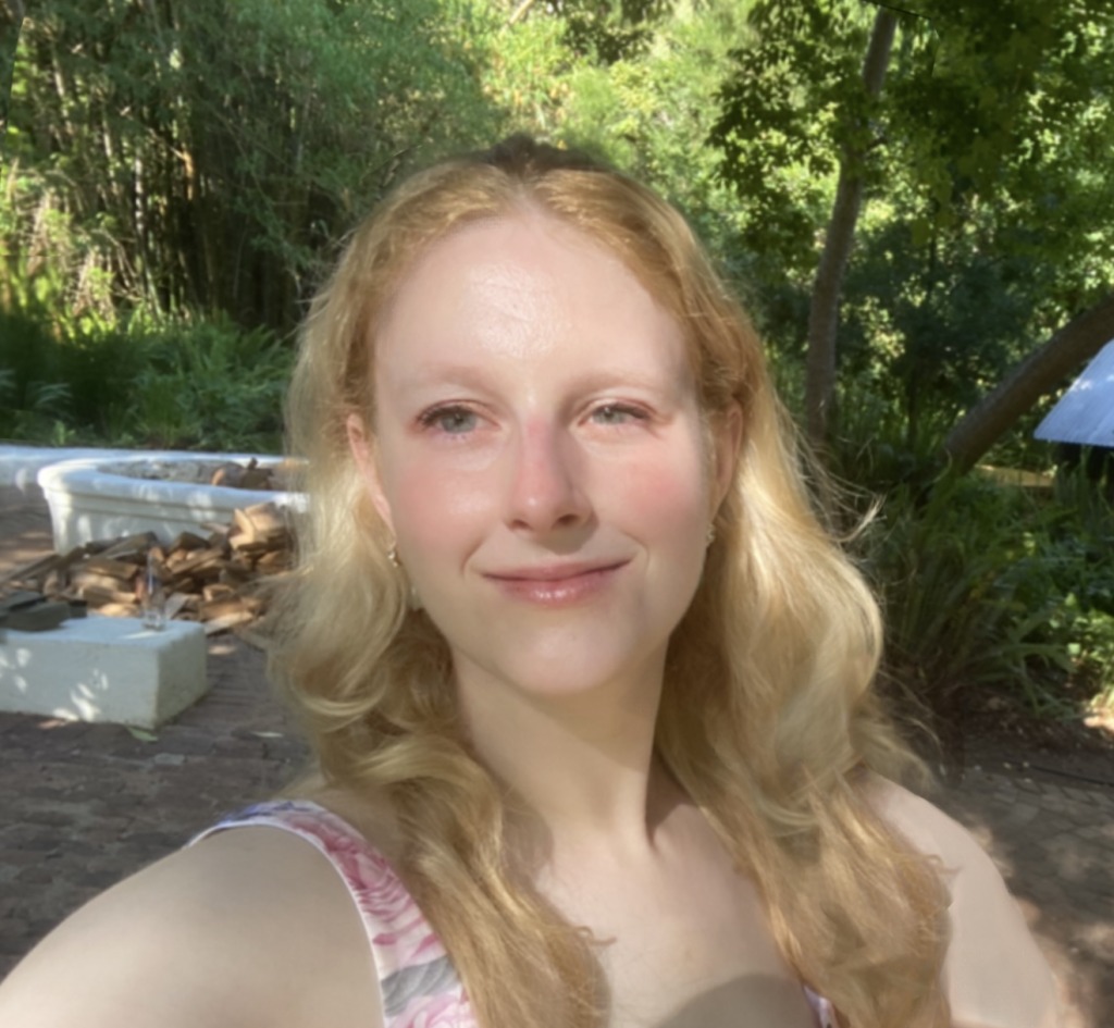 Image of Courtney Bloom